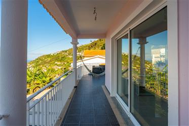 Villa in een zonnige omgeving op een paar minuten van het strand - Arco da Calheta
