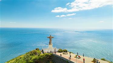 Land met indrukwekkend uitzicht op zee - Garajau, Caniço