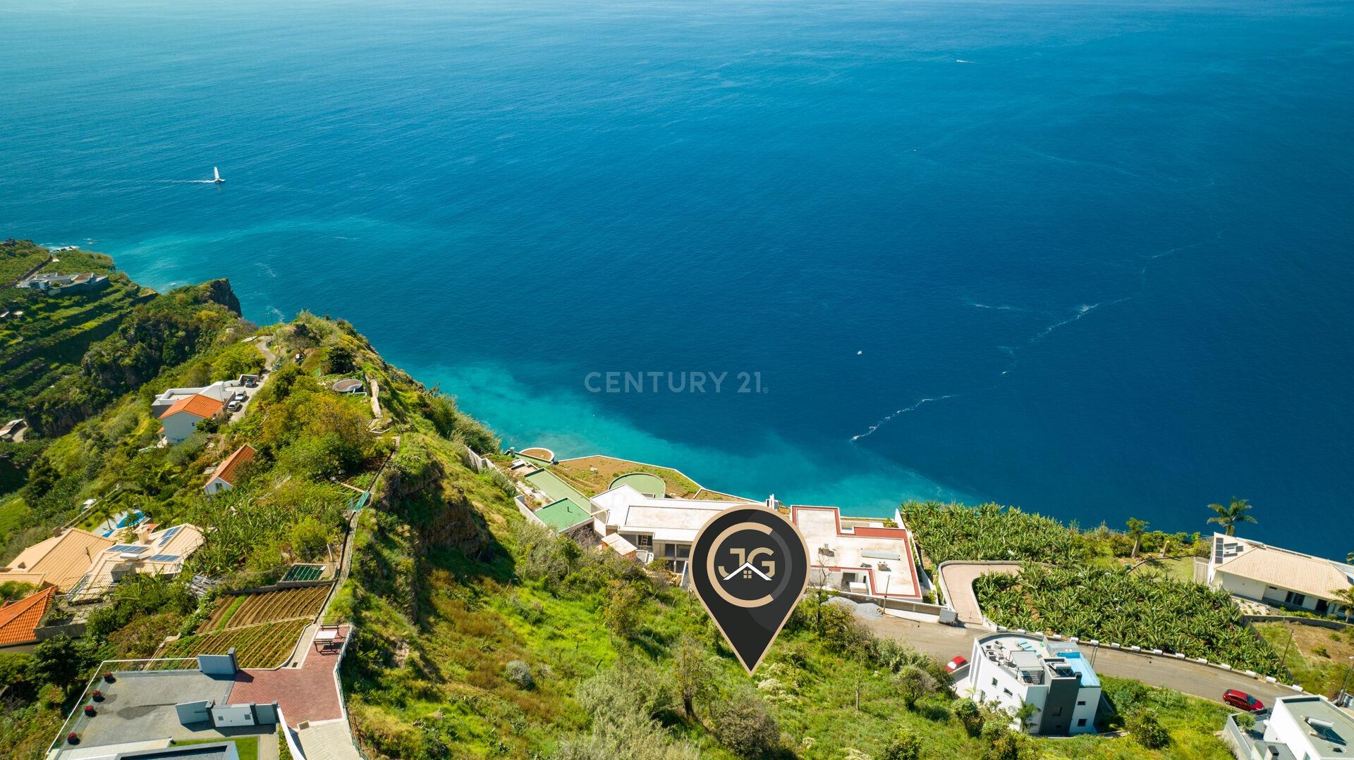 Exclusive Land in Ponta do Sol - Sea View - Dead-end Street