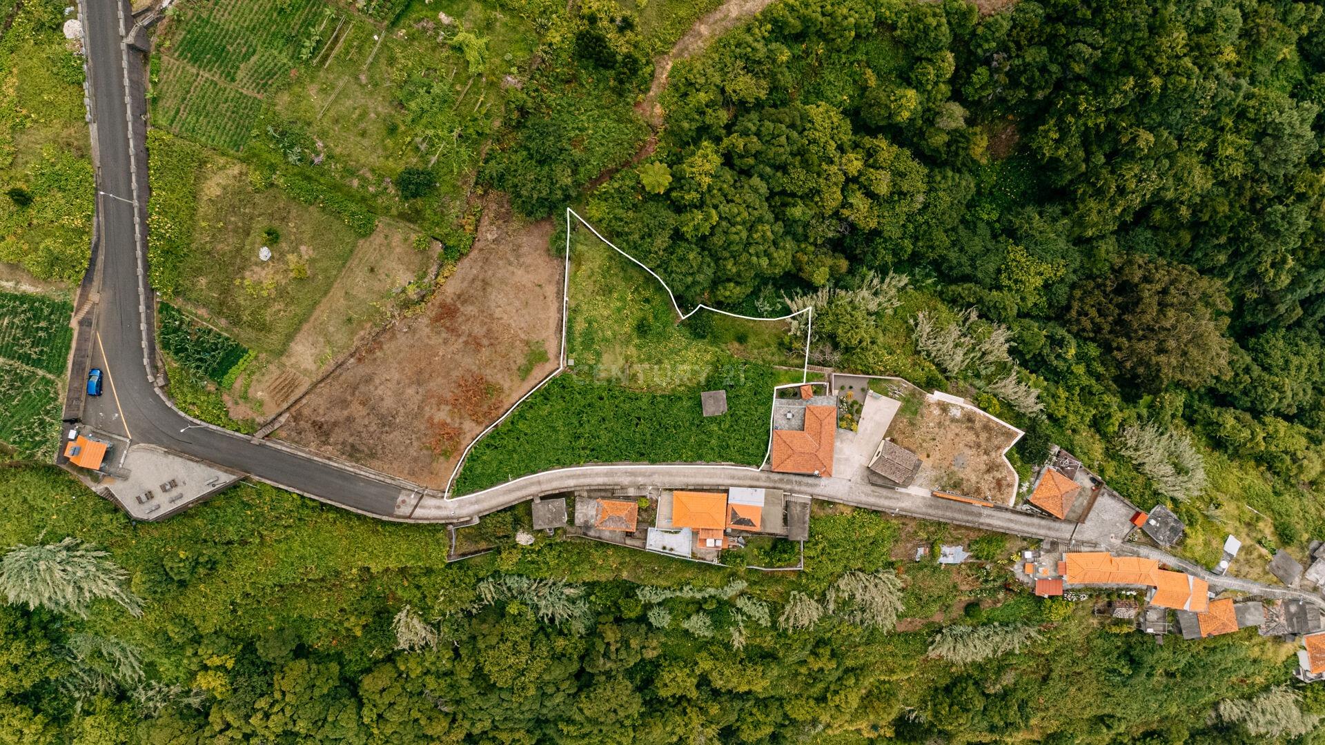 Terreno Rústico con Potencial de Construcción, Ubicado en Boaventura – São Vicente