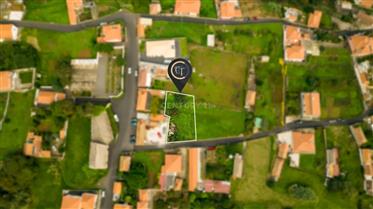 Plan mark på 590 m2 i Gaulas centrum, Madeira