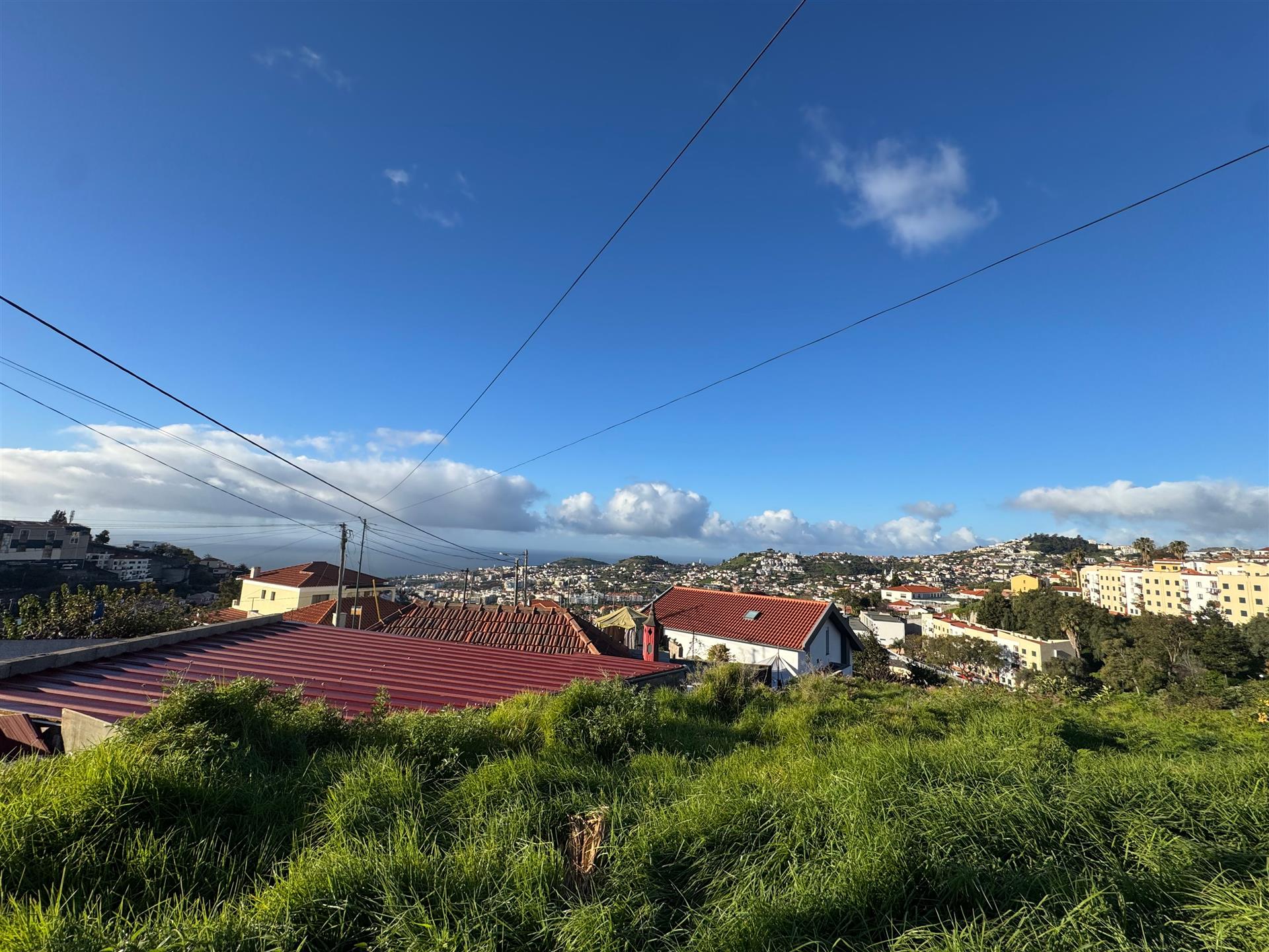 Perceel met goedgekeurd project voor twee villa's met panoramisch uitzicht
