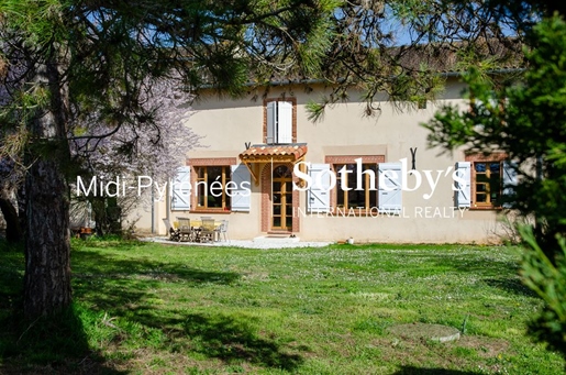 For sale Renovated 19th century country house