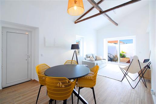 Fully renovated furnished "Marie Elisabeth house" with courtyard in Ferragudo