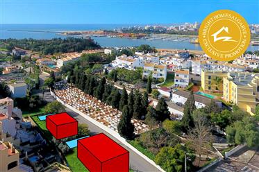 Terrain à bâtir pour 2 villas spacieuses avec vue sur l’océan à Ferragudo