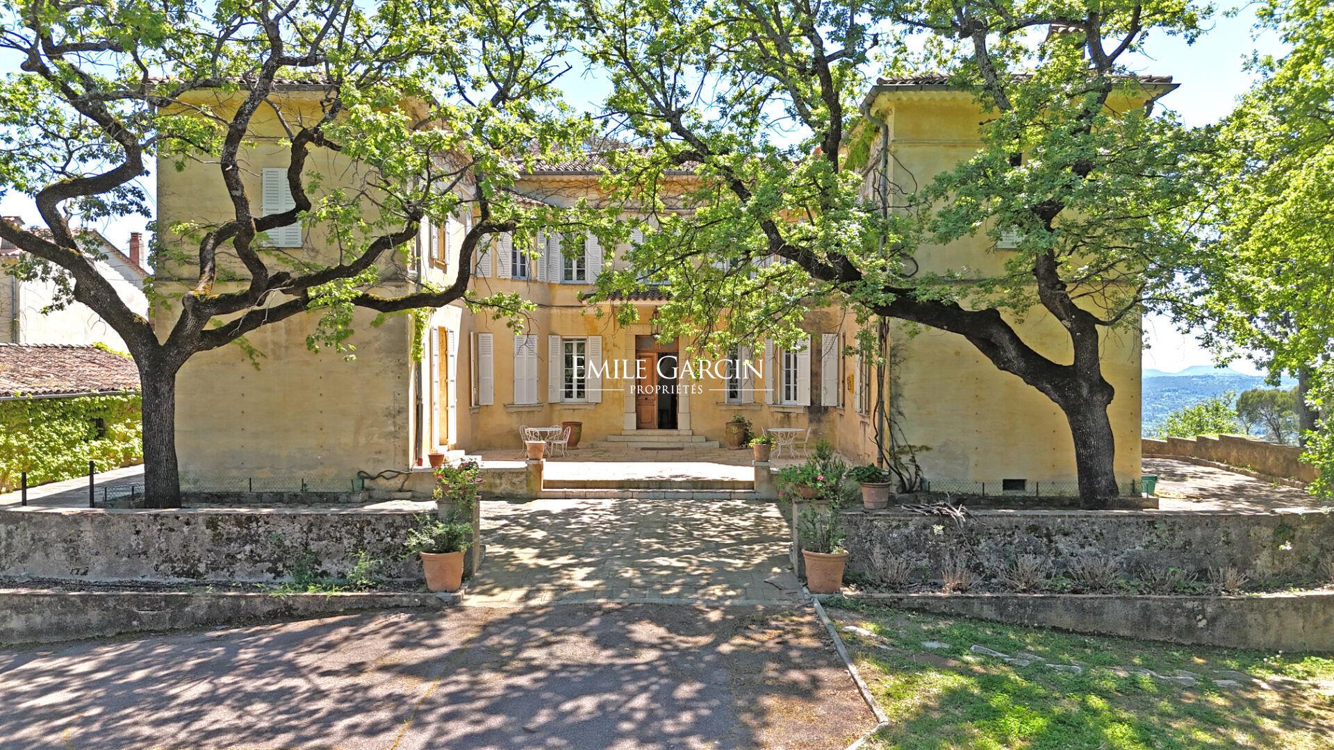For sale - Callian - Magnificent château and outbuildings - Former home of Nadia Leger