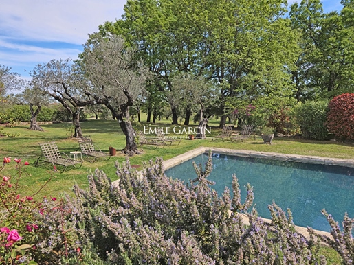 Converted stone sheepfold for sale in the village of Fayence in the Var