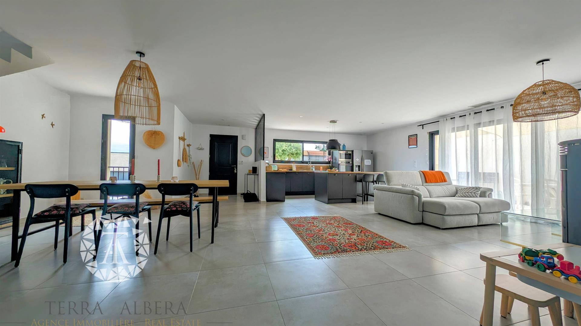 Compra: Vivenda (66740)
