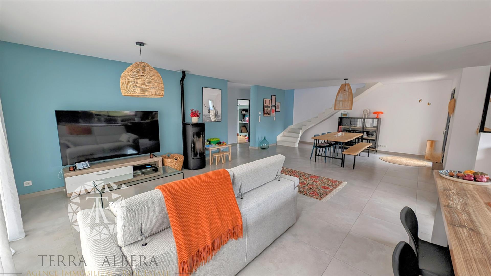 Compra: Vivenda (66740)