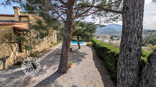 Splendid villa with sea views, Canigou, Albères