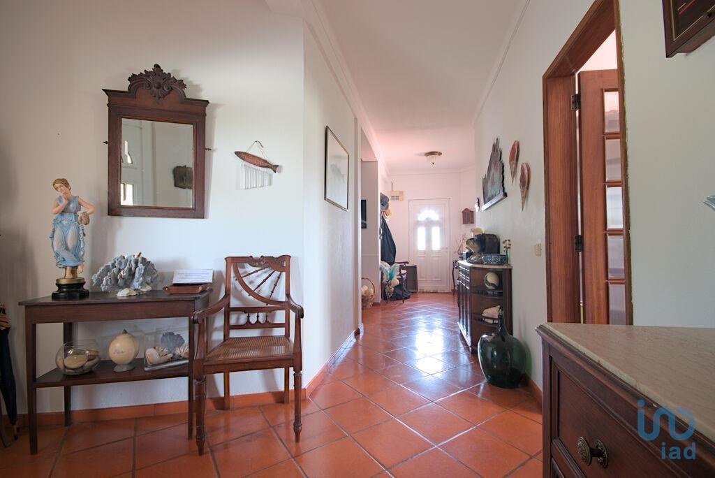 Fifth with 4 Rooms in Cartaxo e Vale da Pinta with 396,00 m²