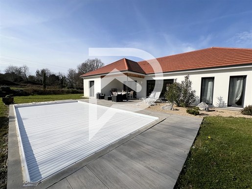 Maison contemporaine de plain-pied avec piscine Orthez 7 pièces 142 m²