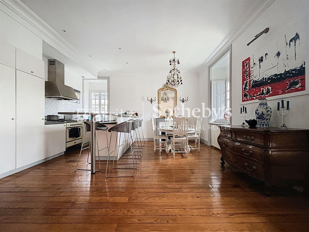 Spacious 3-room apartment open view Saint-Charles Biarritz