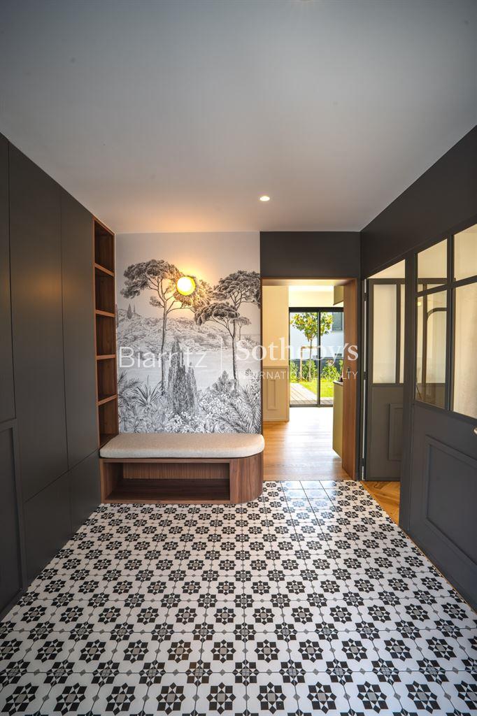 Chassin - Renovated house with swimming pool