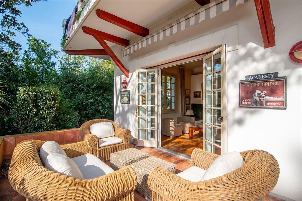 Apartment Terrace and Garden