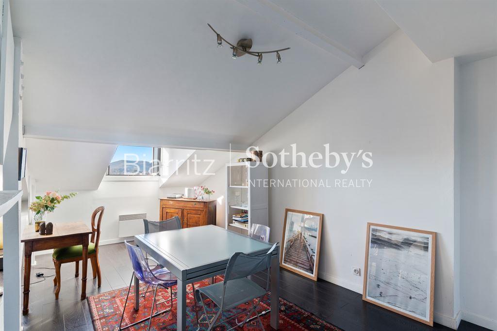 3 room apartment in Les Halles district
