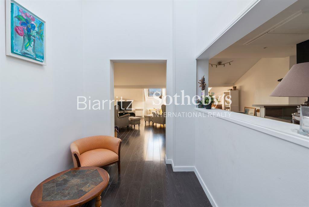 3 room apartment in Les Halles district