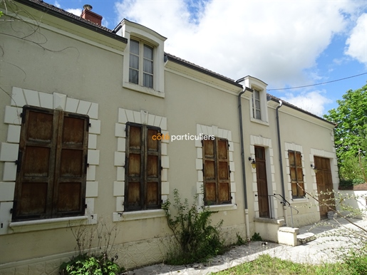 Sells character house with garden in Lignières