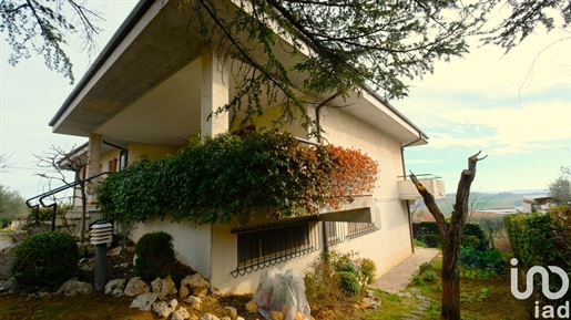 Maison individuelle / Villa à vendre 330 m² - 4 chambres - Belvedere Ostrense