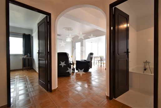 Quarteira Apartment Mit Einem Schlafzimmer Und Terrasse Mit Meerblick Garage