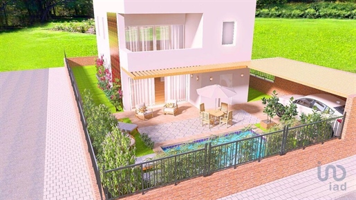 Home / Villa with 4 Rooms in Setúbal with 230,00 m²