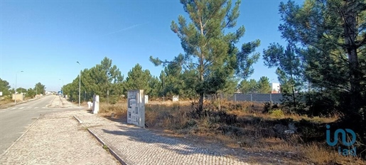 Ground in Setúbal with 326,00 m²