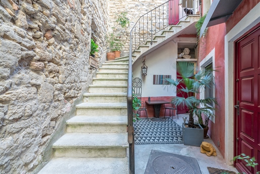 Hus 4 rum på 160 m2 i Arles (13200)