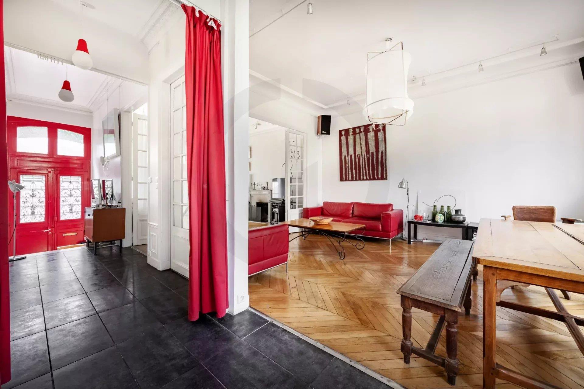 Pavillon familial ou projet d’investissement – env. 250 m² – jusqu’à 8 chambres – Jardin & potentiel