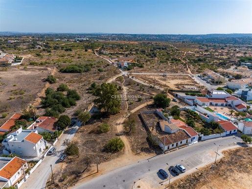 Plot in Pêra with approved project for 14 houses