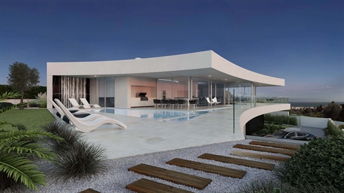 Contemporary Design, High Standards, Fantastic Sea Views, in Luz - Offplan