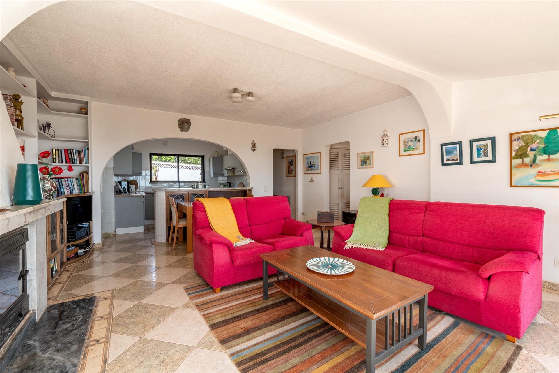 2 Bedroom villa with pool and sea view's in Luz