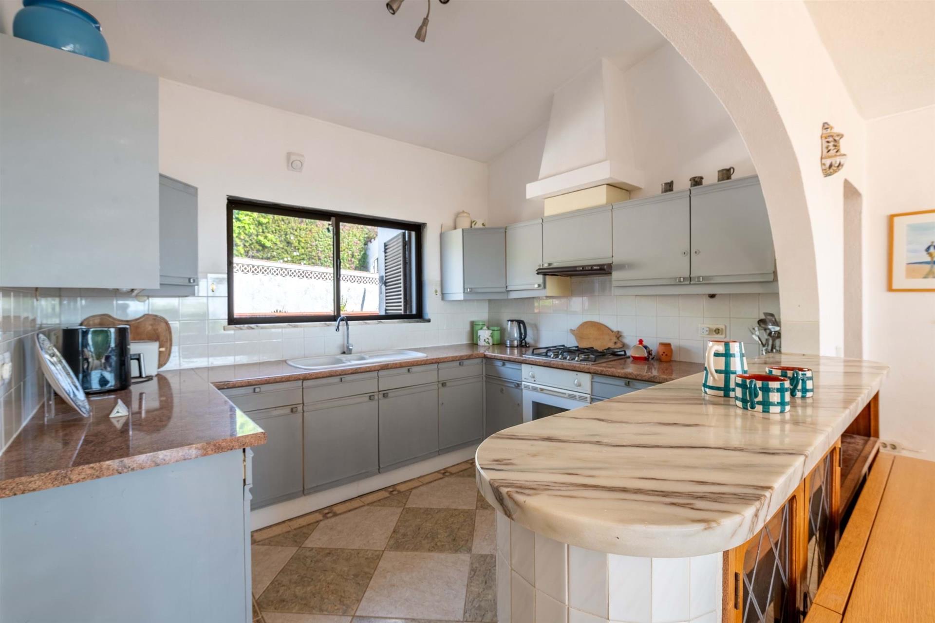 2 Bedroom villa with pool and sea view's in Luz