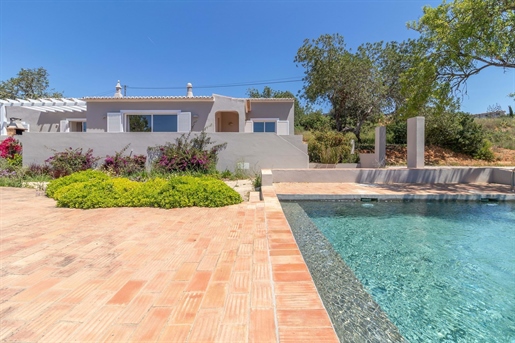 Villa V2+1 in Gramacho Residences - Algarve