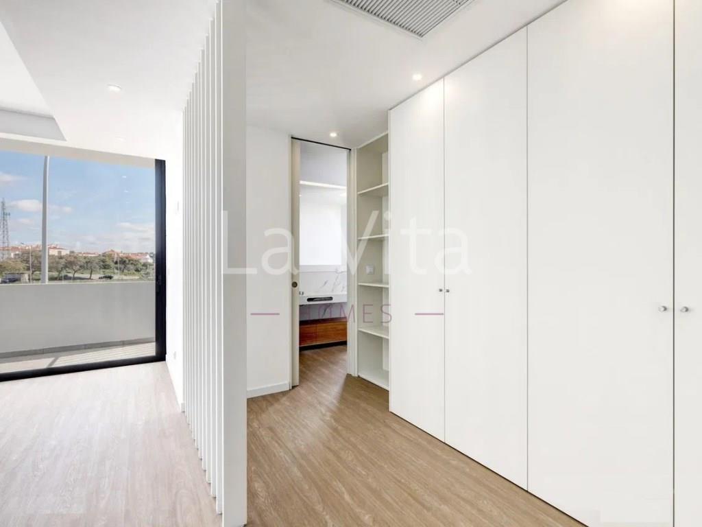 Neue Villa mit 3+1 Schlafzimmern - Porto Salvo, Oeiras