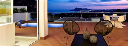Spain: Costa Blanca. For sale Modern villa. Sea view