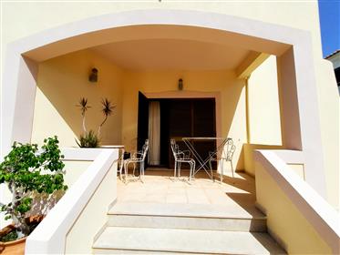 Wonderful 4+1 bedroom villa with garage, garden and Sea View
