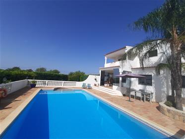 Fabulous Villa with heated pool, gardens, Sea View, garage, and land of 3030 m2