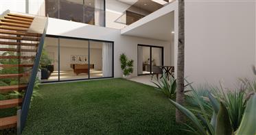 Modernity and Sophistication in a 4+1 bedroom villa under construction, with swimming pool and Rooft