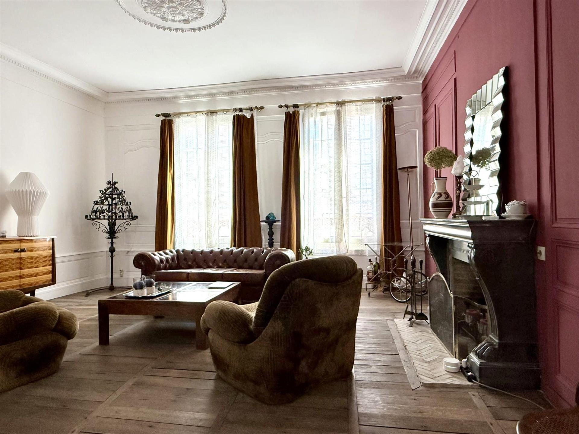 Purchase: House (10000)