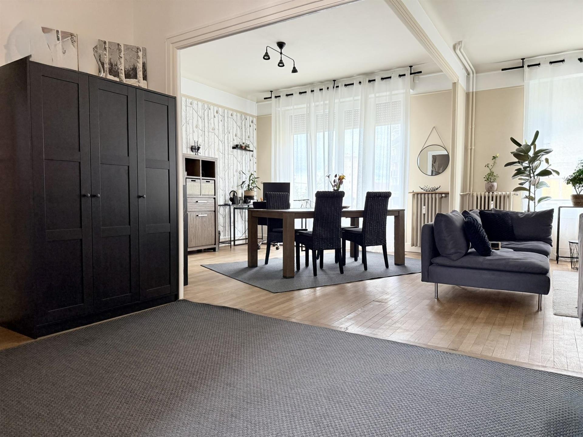 Purchase: Apartment (10000)