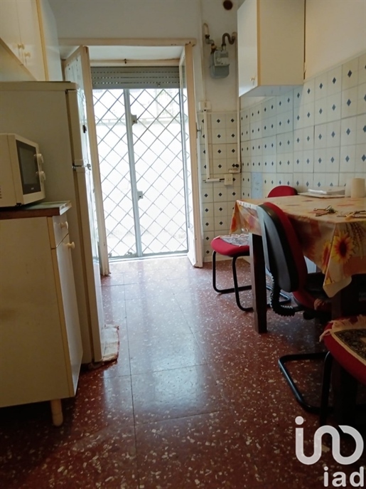 Vente Appartement 65 m² - 2 chambres - Rome
