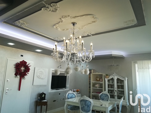 Sale Apartment 115 m² - 2 rooms - Ladispoli
