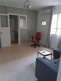 Piękny apartament, nowy odnowiony, jasny i cichy, w Tel Awiwie-Jafie