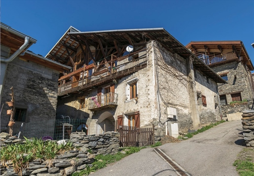 4 bed duplex apartment in a village close to Aime - Paradiski