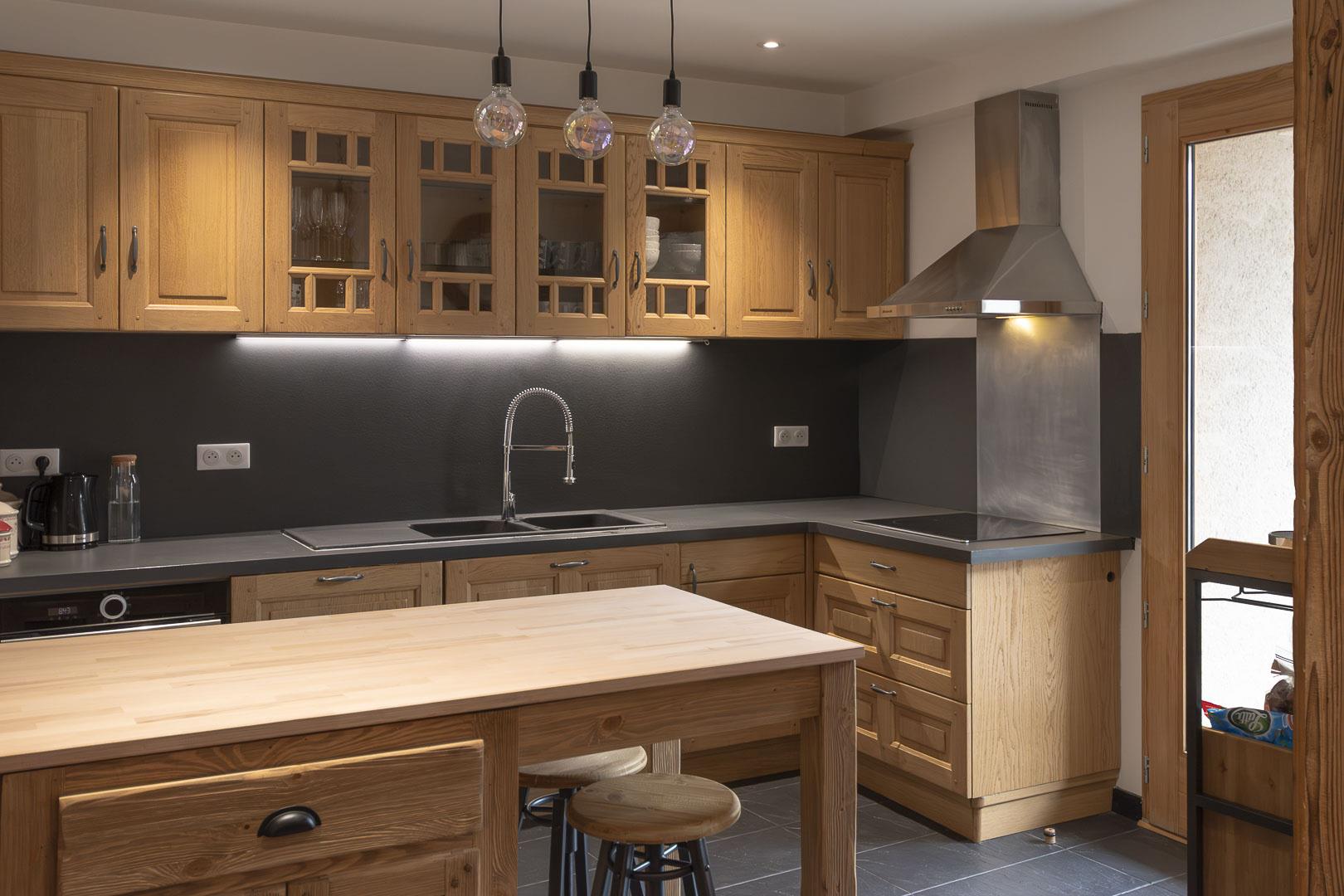 Exceptional 4-Bedroom Duplex in a Fully Renovated Barn Peisey-Nancroix Paradiski