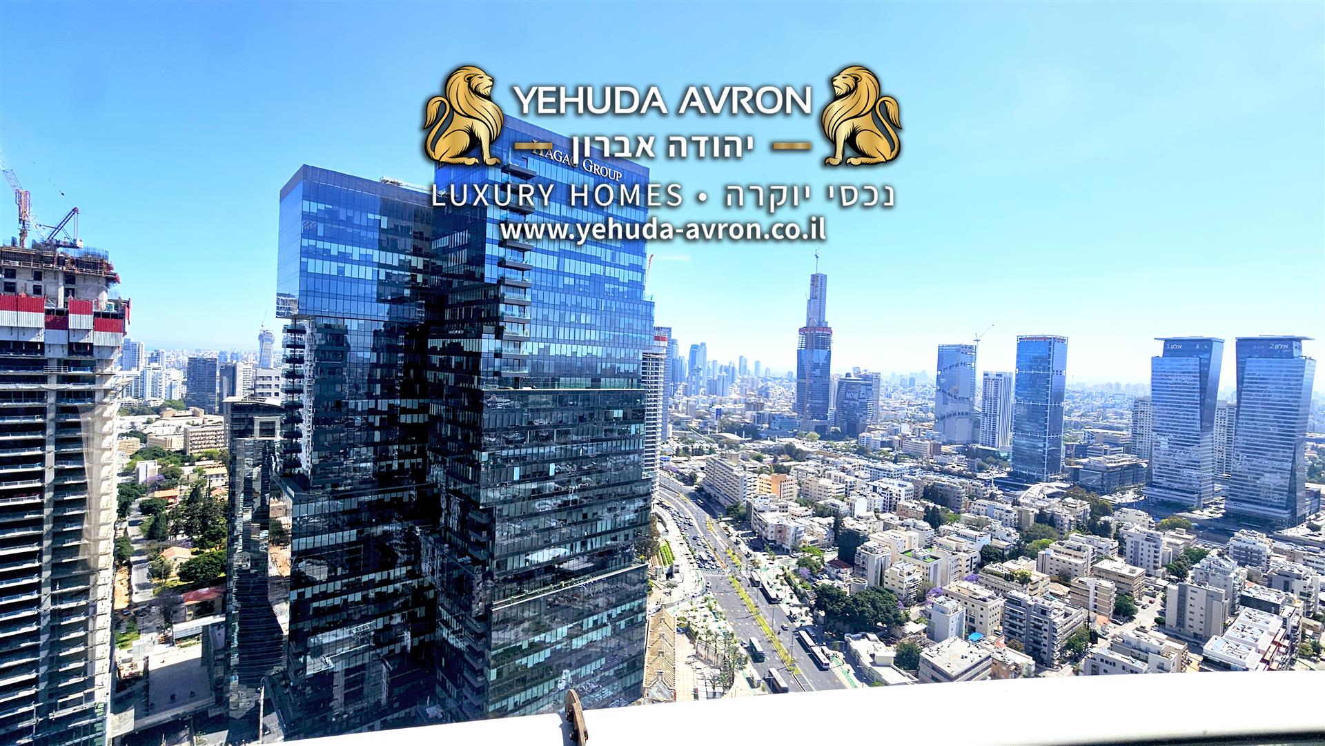 An apartment in the prestigious Gindi HaHashmonaim Towers