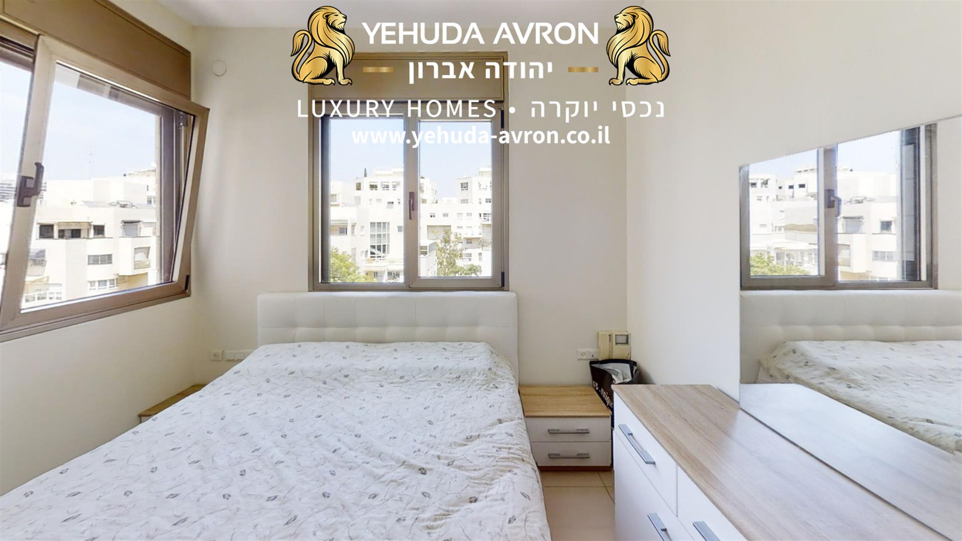 For sale in Tel Aviv, an amazing 4 room apartment