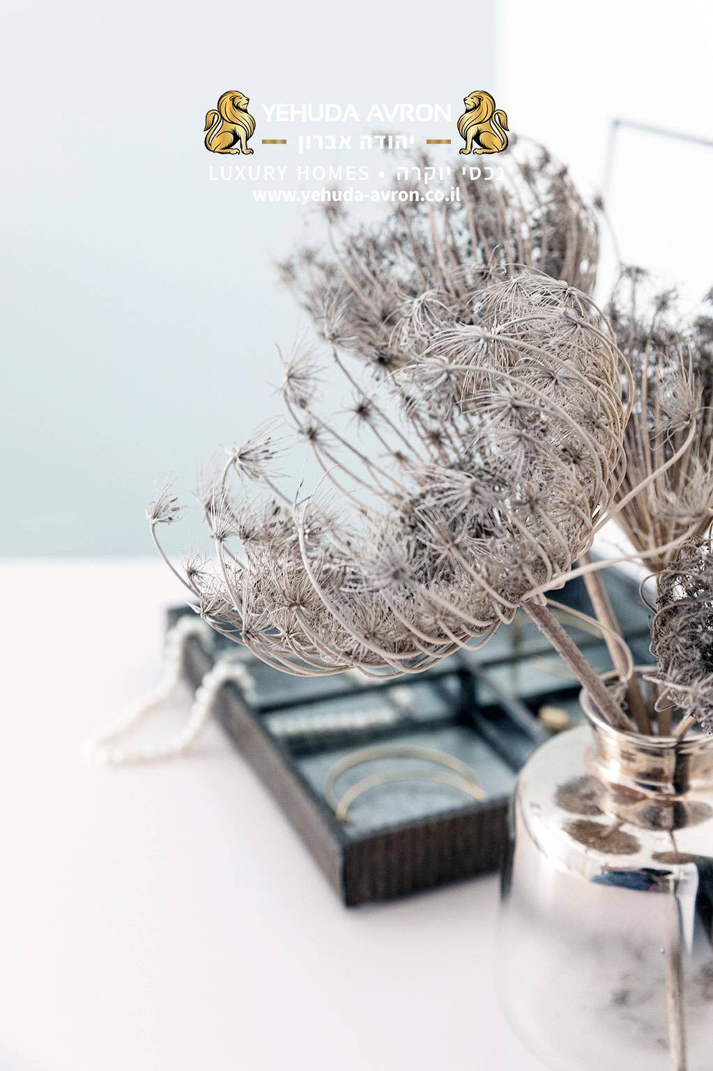 For sale in Herzliya in the new Galil Yam neighborhood, an amazing 4-room apartment.