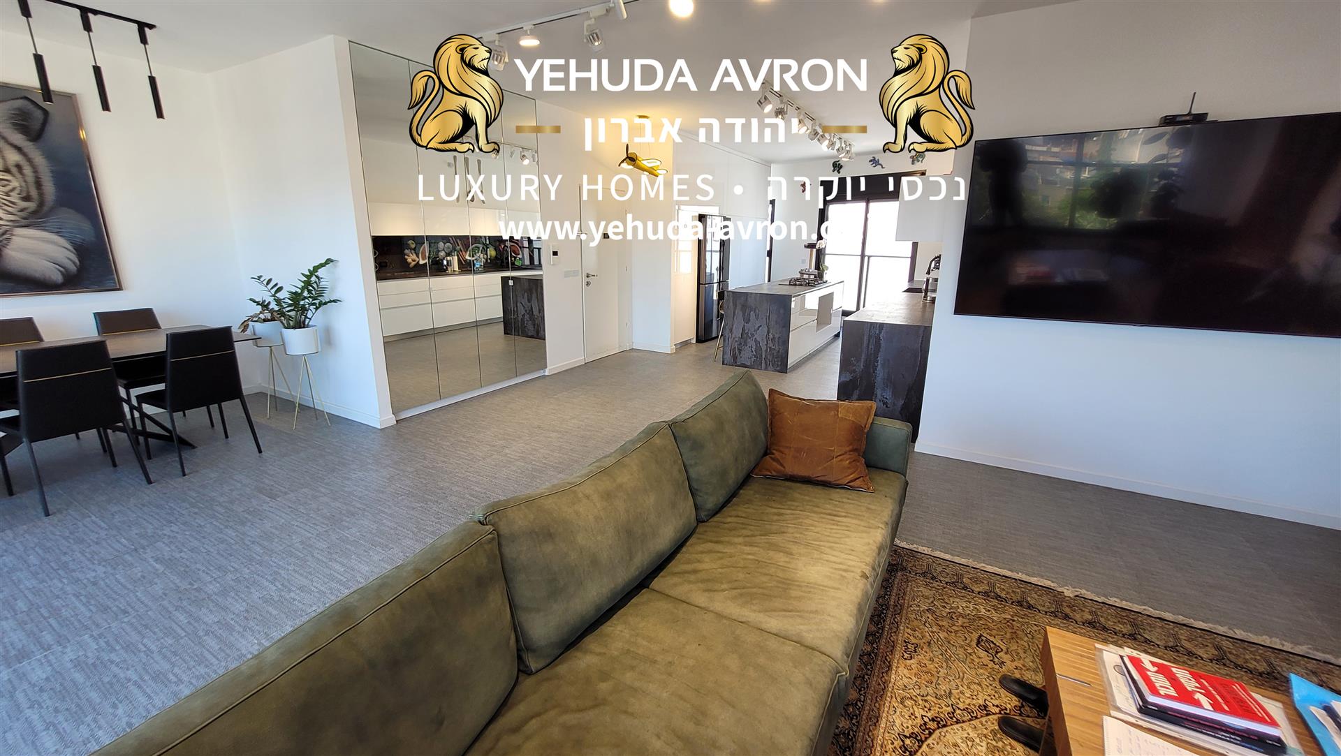 For Sale, Luxurious 4-Room Designer Apartment in a New Building