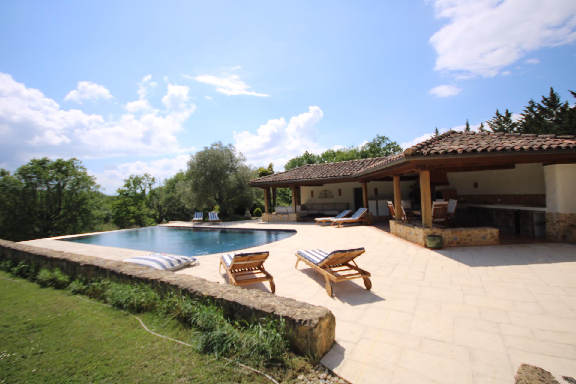 Compra: Vivenda (09500)